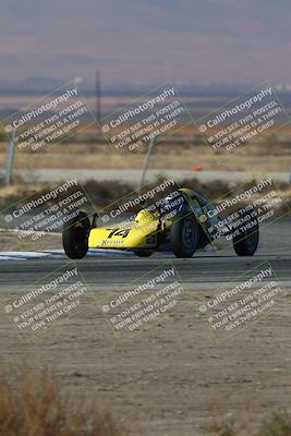 media/Nov-17-2024-CalClub SCCA (Sun) [[5252d9c58e]]/Group 5/Qual (Star Mazda Entrance)/